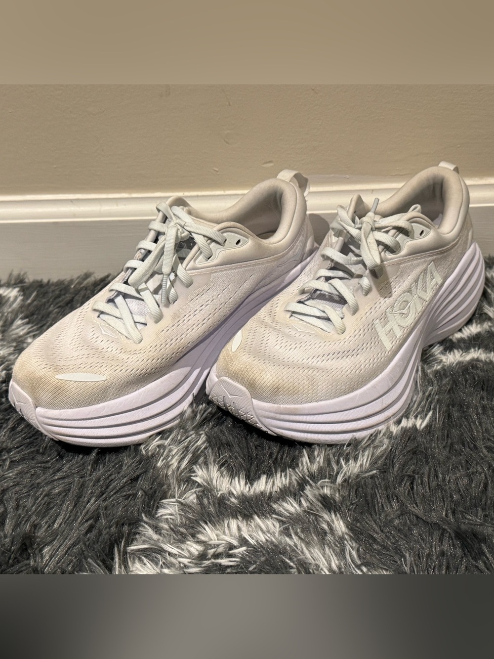 Hoka Bondi 8 White/Purple